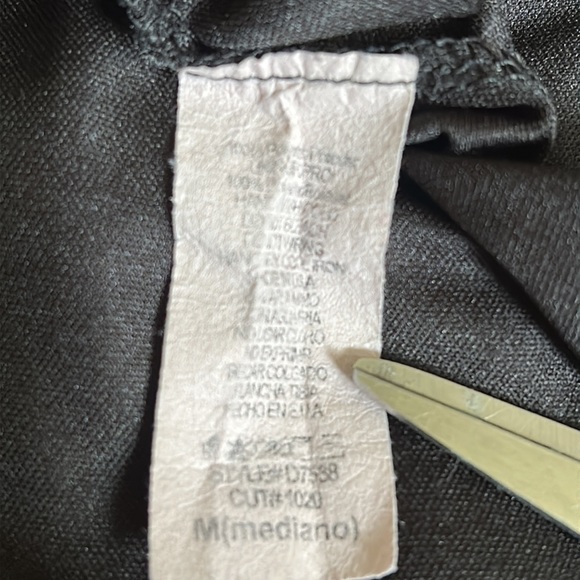 buttons Brand Dress - Picture 6 of 11